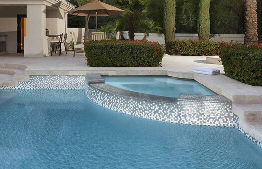 Make a smart splash when you use ceramic tile in and around your swimming pool