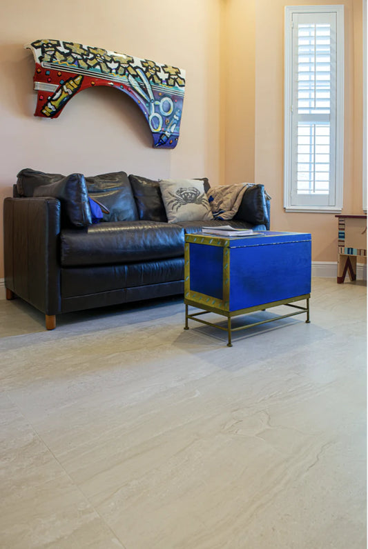 Porcelain vs. Vinyl: Which is the Best Flooring Material for Your Home?